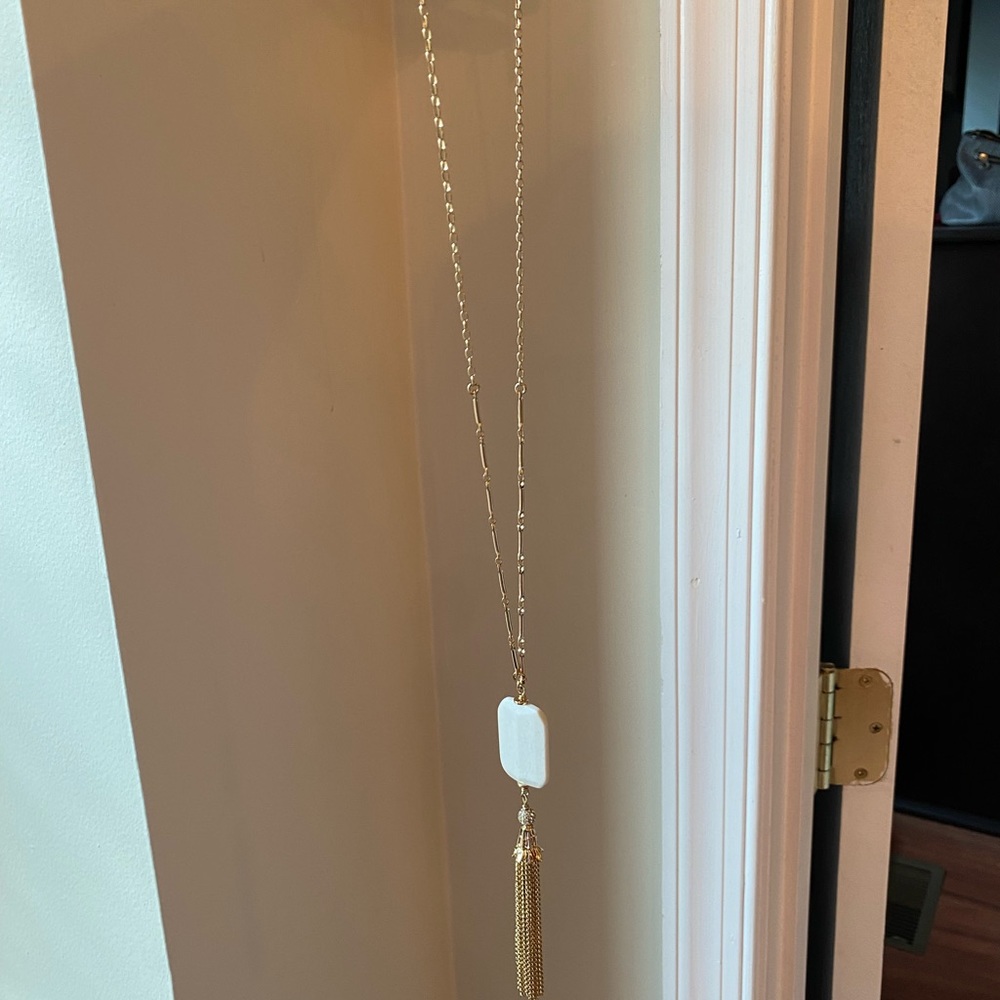 Lilly pulitzer pendant necklace
